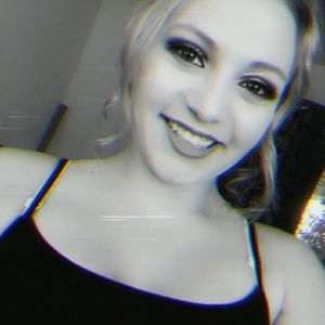 Meet your Posher, Kasie